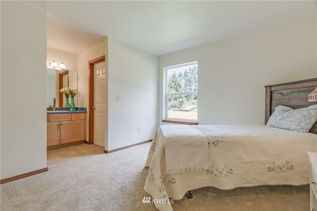 25517 Southeast Issaquah-Fall City Road Issaquah, WA 98029 - Photo 18 of 24 Gallery Image 18