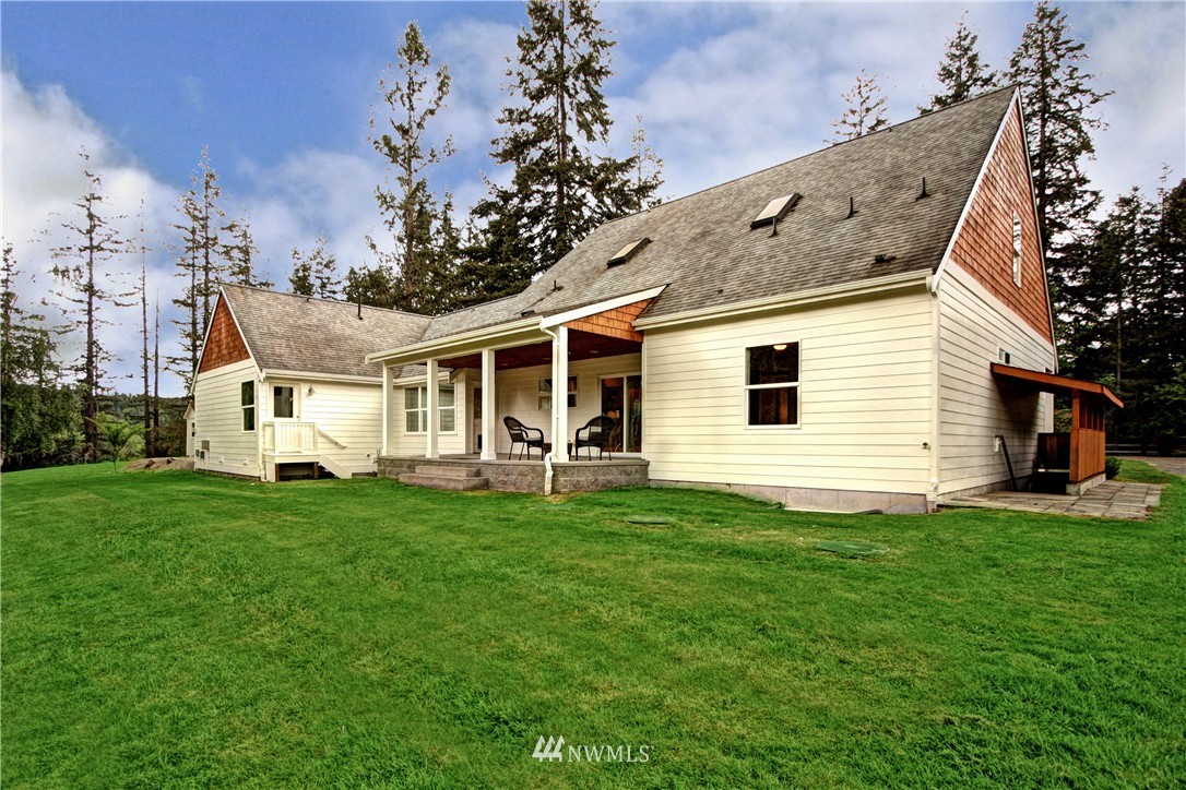 25517 Southeast Issaquah-Fall City Road Issaquah, WA 98029 - Photo 3 of 24 Gallery Image 3