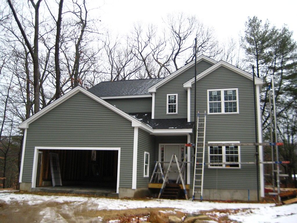 15 Fowler Street Maynard, MA 01754 - Photo 1 of 2 Gallery Image 1