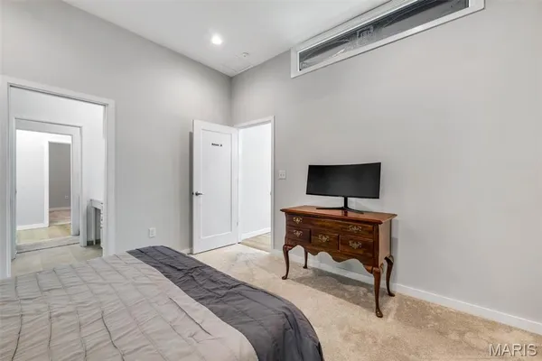 $320,000 | 1801 Park Avenue, Unit 1B, St. Louis, MO 63104