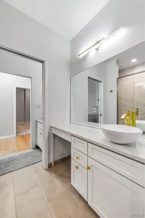 $320,000 | 1801 Park Avenue, Unit 1B, St. Louis, MO 63104
