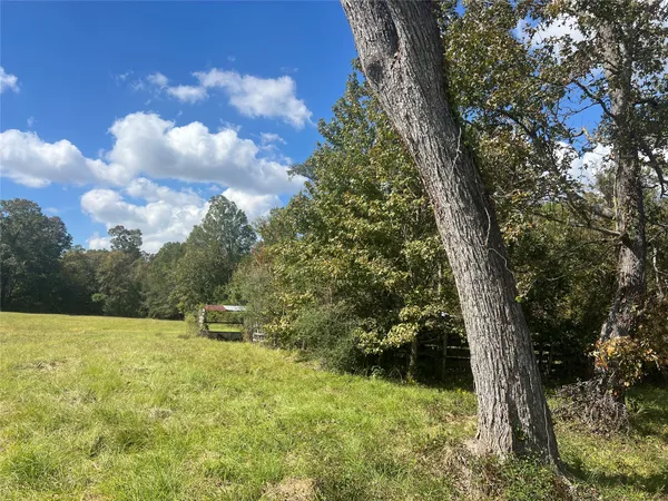 $1,100,000 | 4304 Farm Market 352 Corrigan Tx 75939, Corrigan, TX 75939