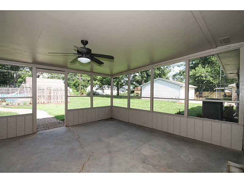 2920 North Marr Road Columbus, IN 47203 - Photo 14 of 23 Gallery Image 14