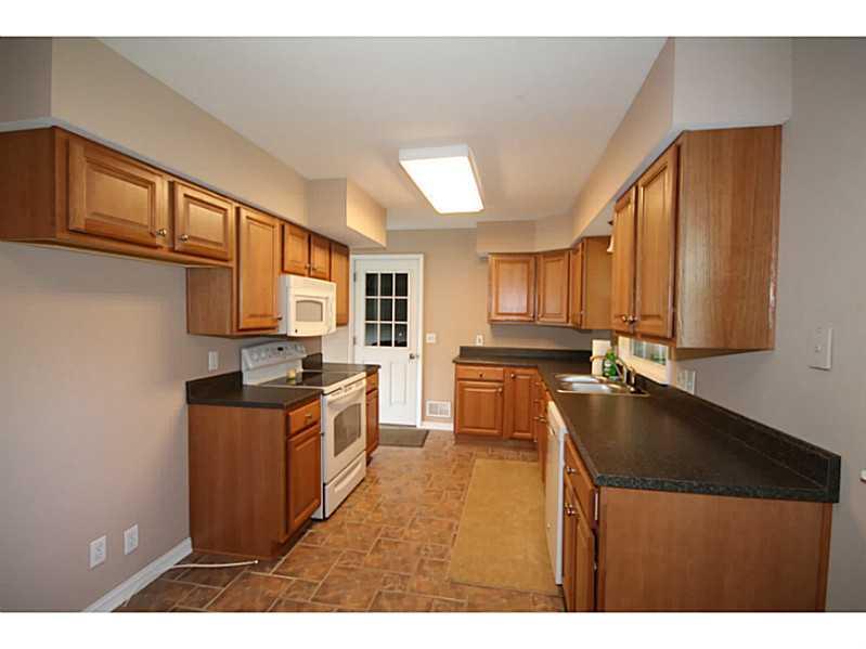 2920 North Marr Road Columbus, IN 47203 - Photo 5 of 23 Gallery Image 5
