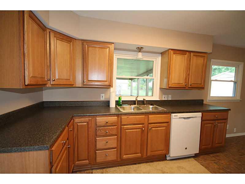 2920 North Marr Road Columbus, IN 47203 - Photo 6 of 23 Gallery Image 6
