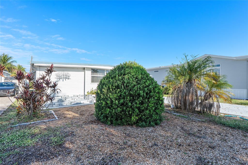 8631 Southwest 20th Street Davie, FL 33324 - Photo 8 of 21