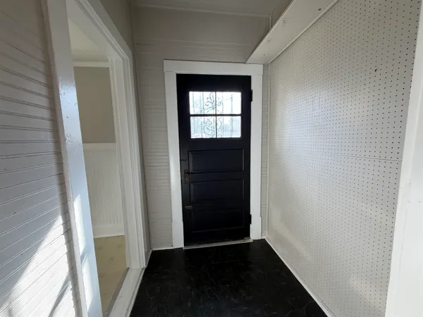 $1,800 | 1999 Peabody Avenue, Memphis, TN 38104