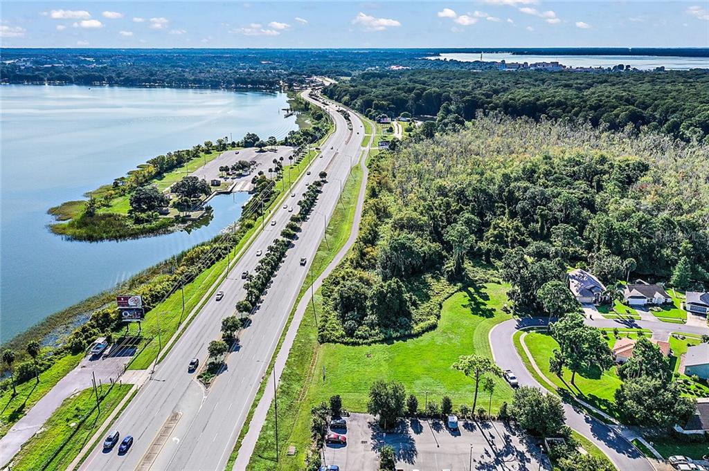 2000 Vindale Road Tavares, FL 32778 - Photo 5 of 17 a view of a city
