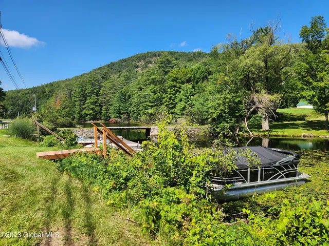 $83,900 | 4 Blackberry Lane, Horicon, NY 12815