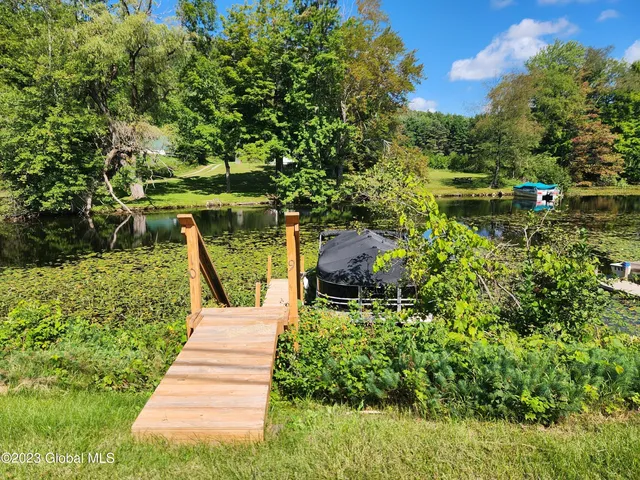 $83,900 | 4 Blackberry Lane, Horicon, NY 12815