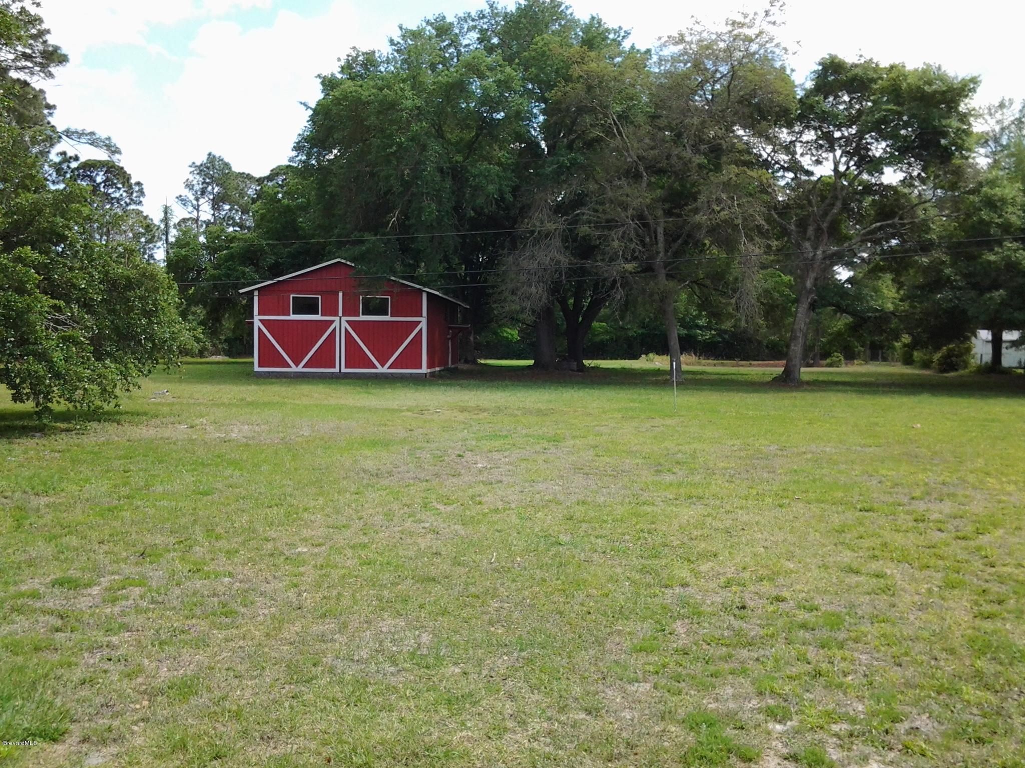 4045 Grant Line Road Mims, FL 32754 - Photo 22 of 27 Barn Main
