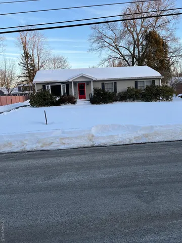 $379,000 | 1011 Mountain View Court, Kingston, NY 12401