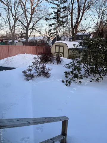 $379,000 | 1011 Mountain View Court, Kingston, NY 12401