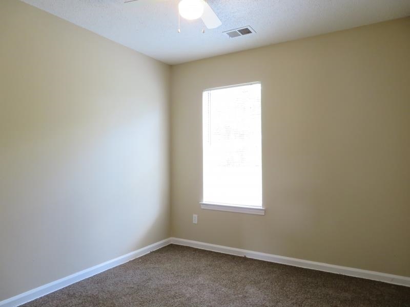 3415 Pine Ridge Lane Memphis, TN 38118 - Photo 5 of 8 Gallery Image 5