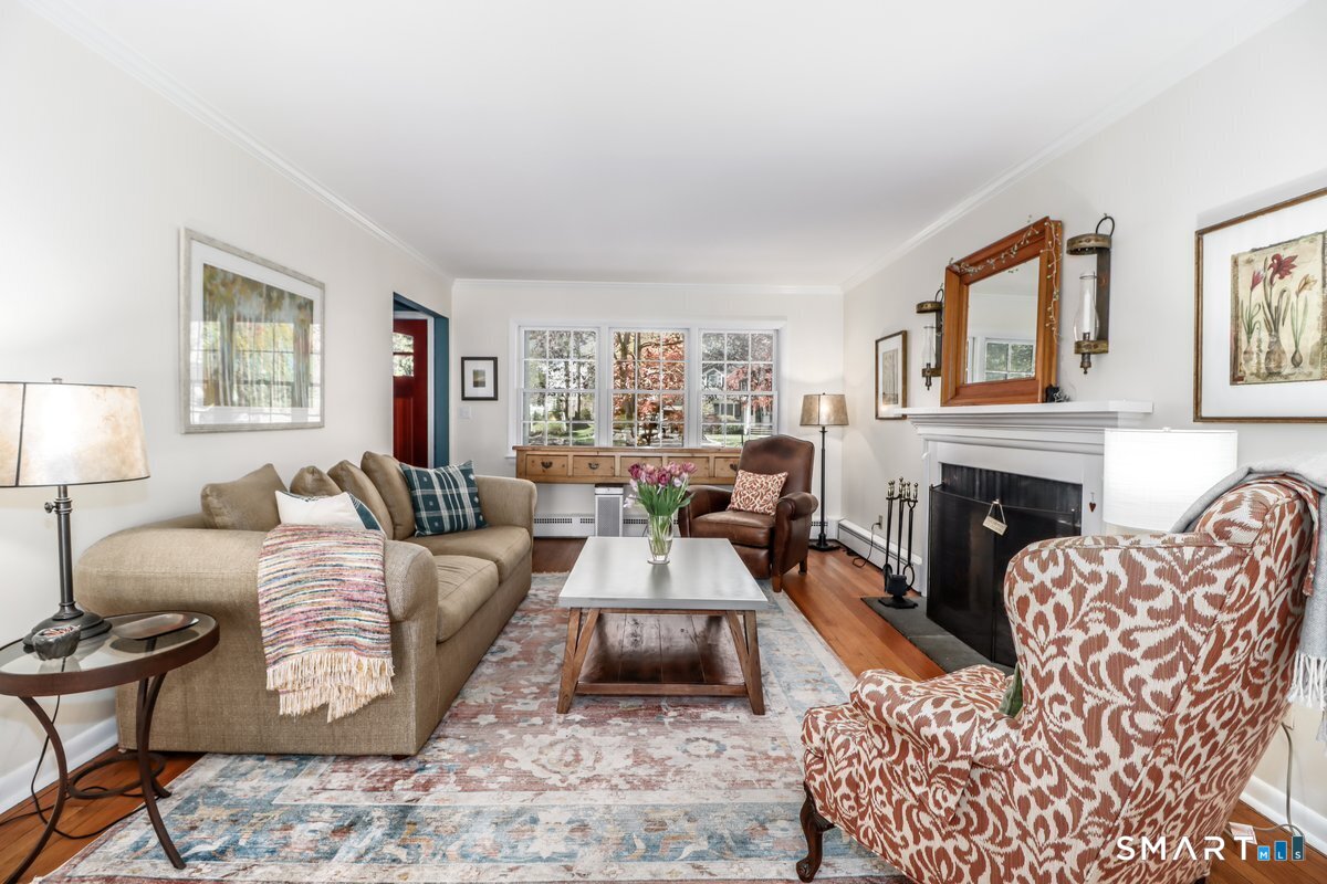 36 Down River Road New Canaan, CT 06840 - Photo 7 of 26