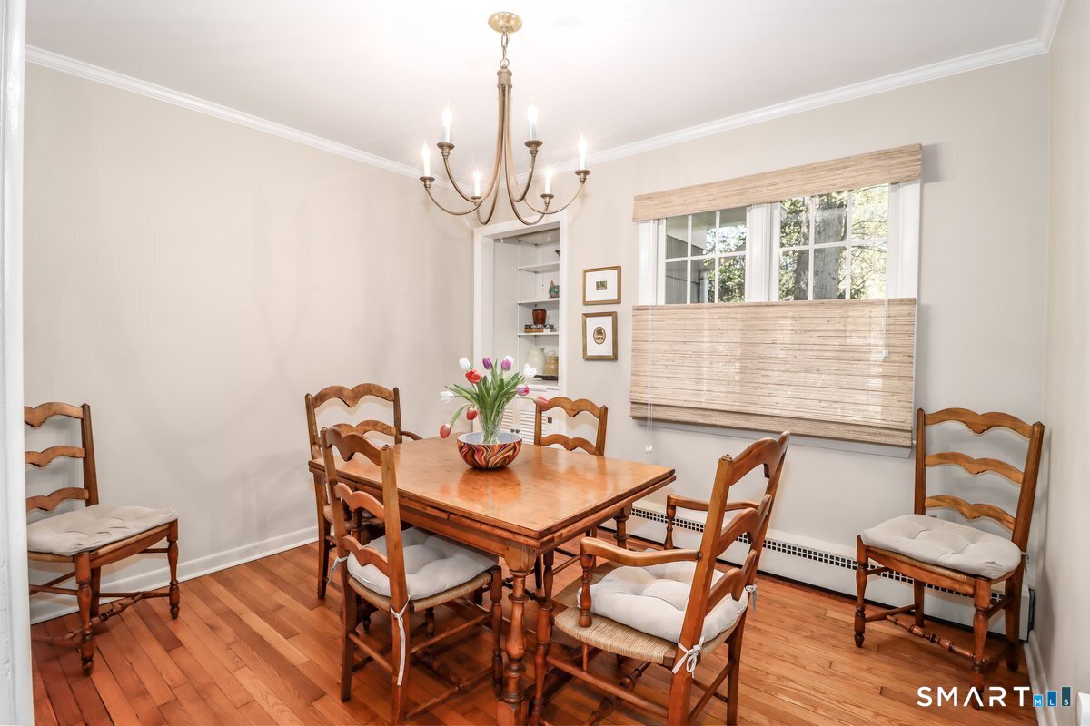 36 Down River Road New Canaan, CT 06840 - Photo 8 of 26