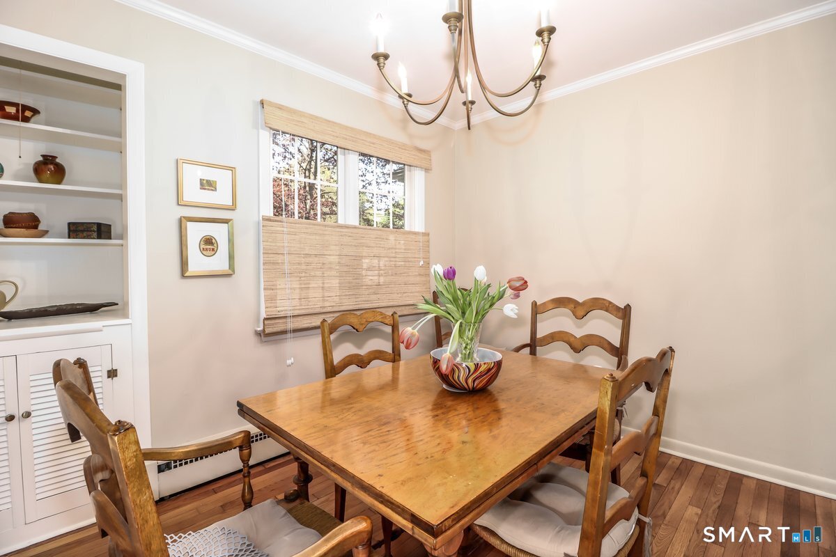 36 Down River Road New Canaan, CT 06840 - Photo 9 of 26