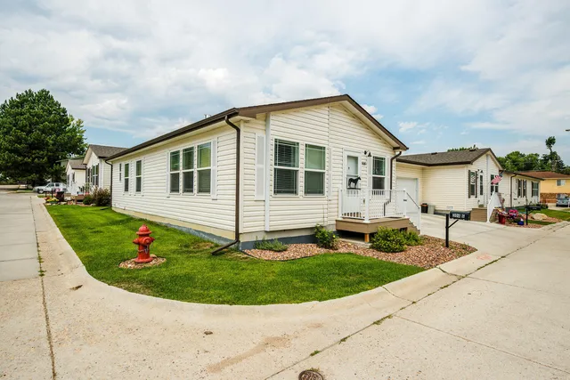 $255,000 | 306 G Street, Buffalo, WY 82834
