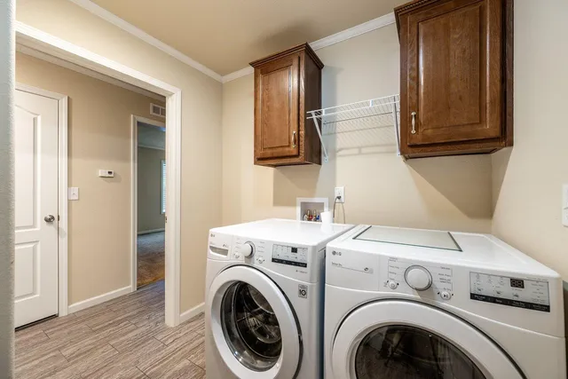 $255,000 | 306 G Street, Buffalo, WY 82834