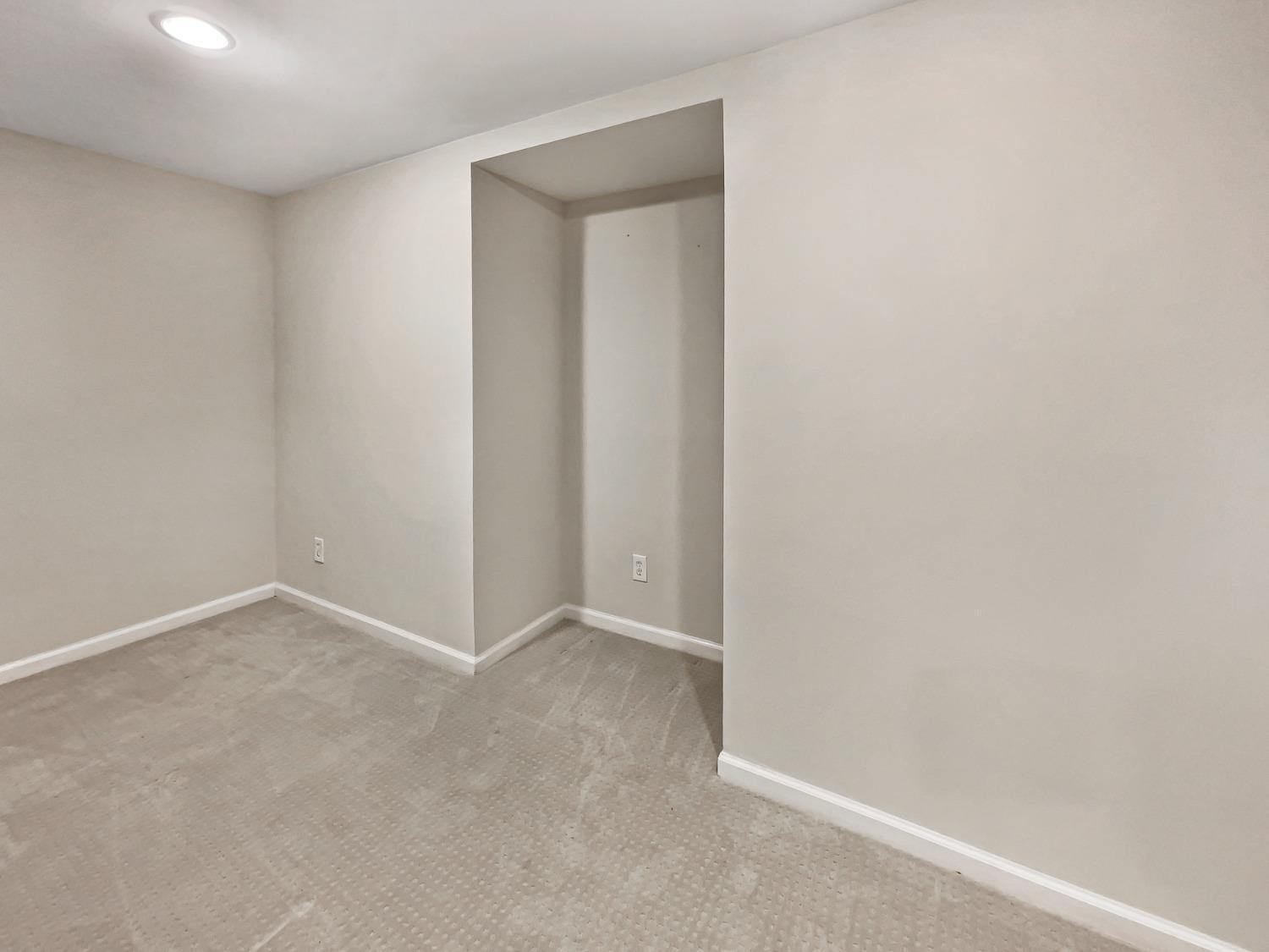 8384 Kenwood Road Cincinnati, OH 45236 - Photo 29 of 36