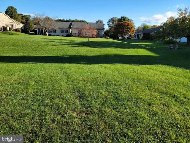 $1,800 | 2367 McCleary Drive, Chambersburg, PA 17201