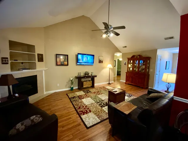 $255,900 | 634 North Peppercorn Lane, Rossville, GA 30741