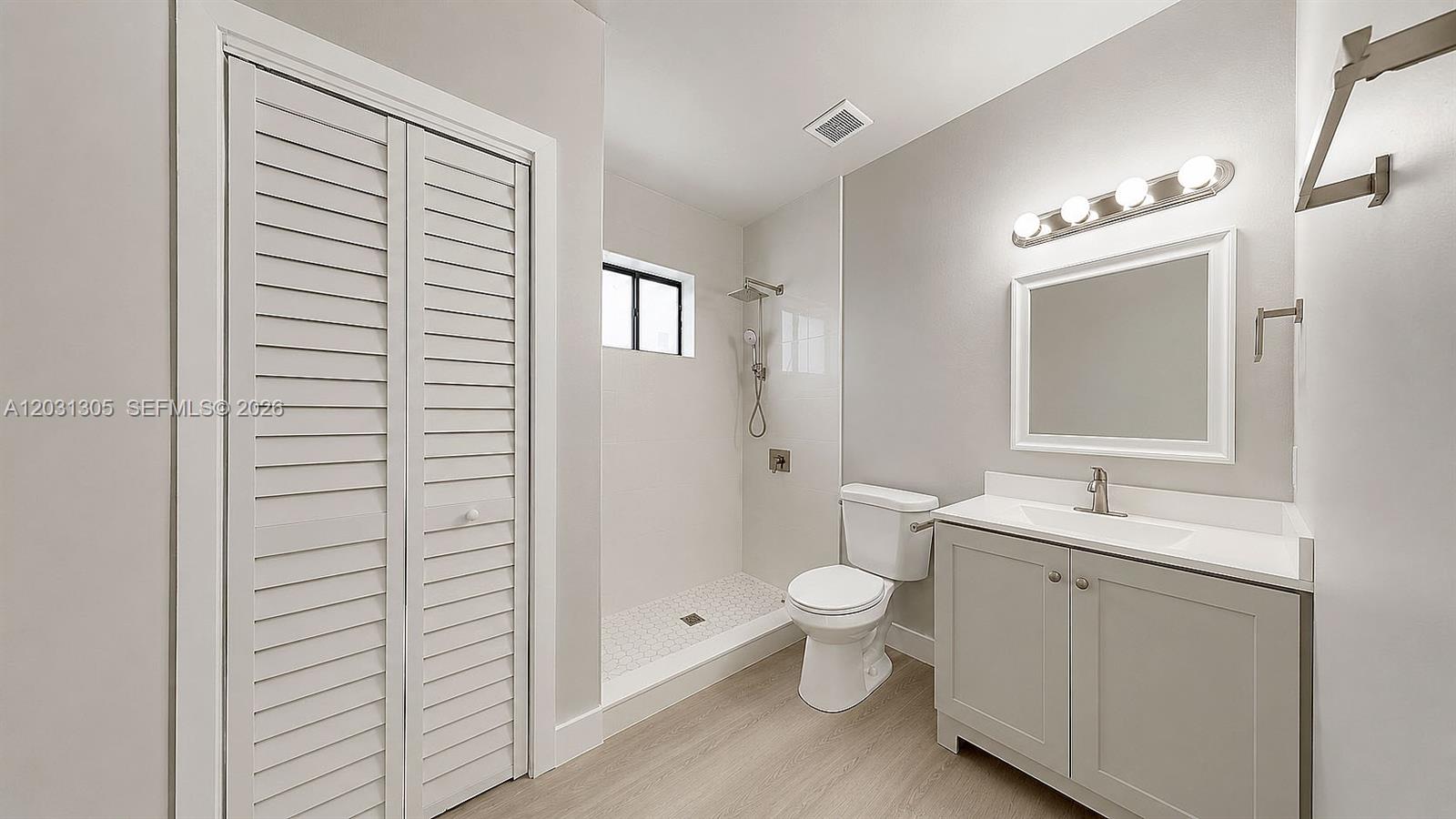 101 West 11th Street, Unit 8 Hialeah, FL 33010 - Photo 24 of 38