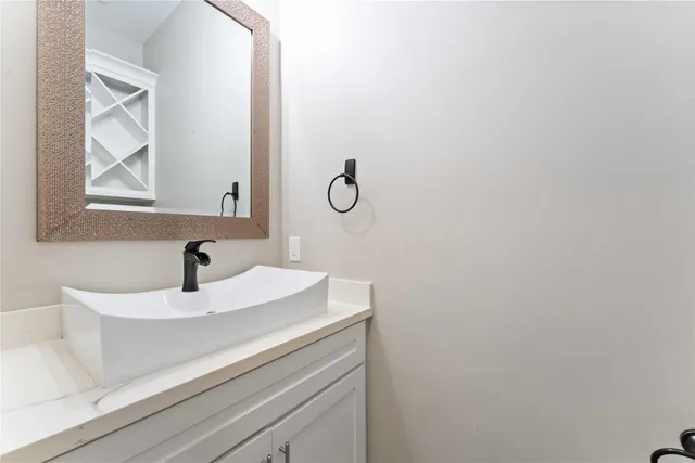 $799,999 | 4310 Fernwood Drive, Houston, TX 77021