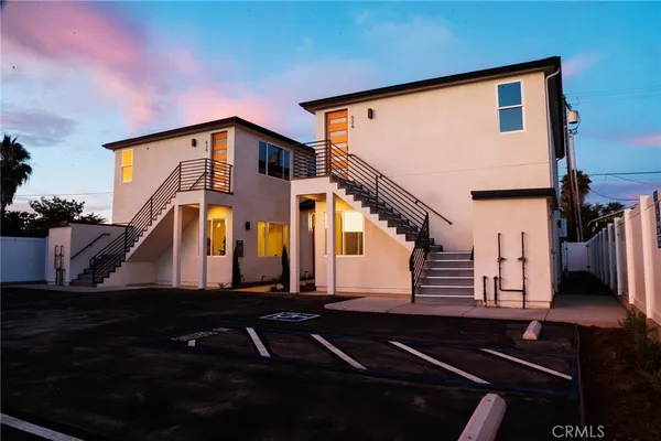 $2,349,000 | 630 North Juniper Street, Escondido, CA 92025