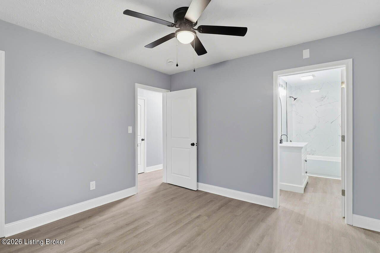 5311 Red Leaf Road Louisville, KY 40218 - Photo 22 of 34 5311 Red Leaf Rd - 24