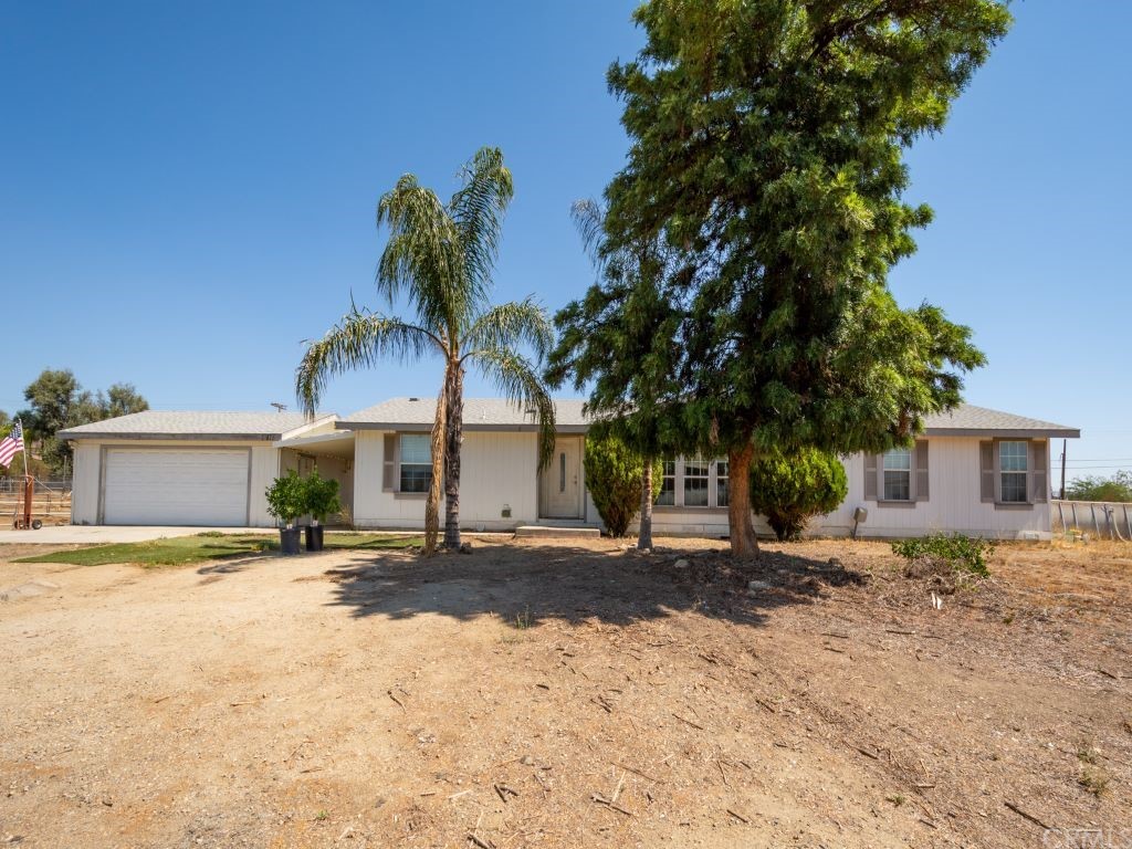 21612 River Road Perris, CA 92570 - Photo 1 of 1 River front