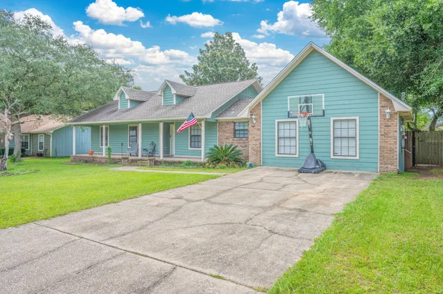 $260,000 | 253 Grand Prix Drive, Crestview, FL 32536