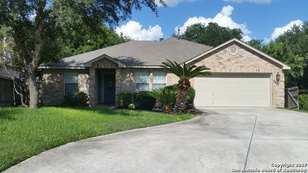 $1,725 | 7607 Braun Circle, San Antonio, TX 78250