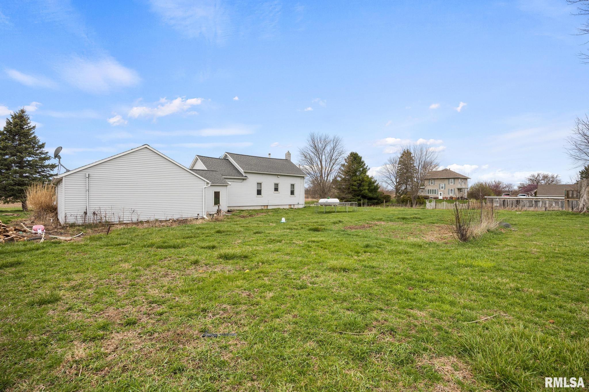 4518 South Hammerich Road Mapleton, IL 61547 - Photo 18 of 24