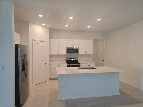 $2,495 | 9325 Scouter Bee Place, Land O Lakes, FL 34637
