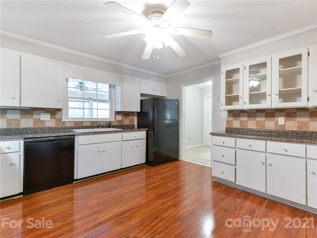 1528 Colony Road Rock Hill, SC 29730 - Photo 5 of 22 Gallery Image 5