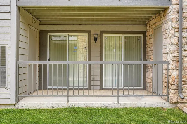 $215,000 | 2575 South Syracuse Way, Unit B107, Denver, CO 80231