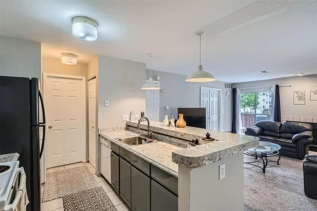 $215,000 | 2575 South Syracuse Way, Unit B107, Denver, CO 80231