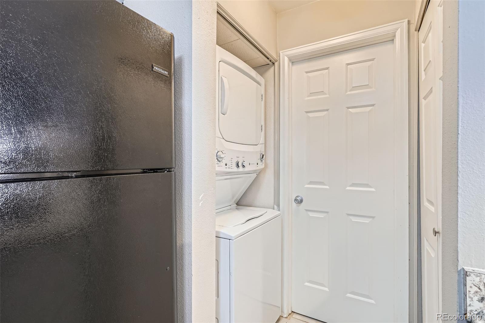 2575 South Syracuse Way, Unit B107 Denver, CO 80231 - Photo 8 of 28