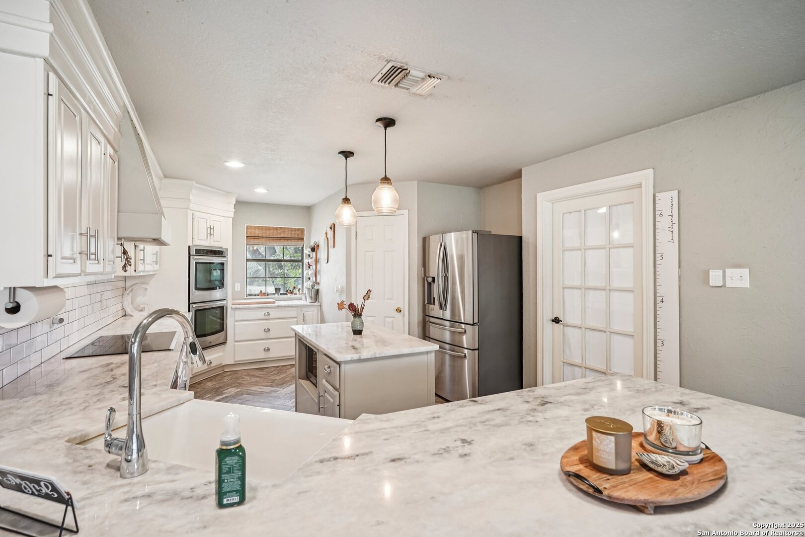 340 Sollock Drive Devine, TX 78016 - Photo 17 of 77