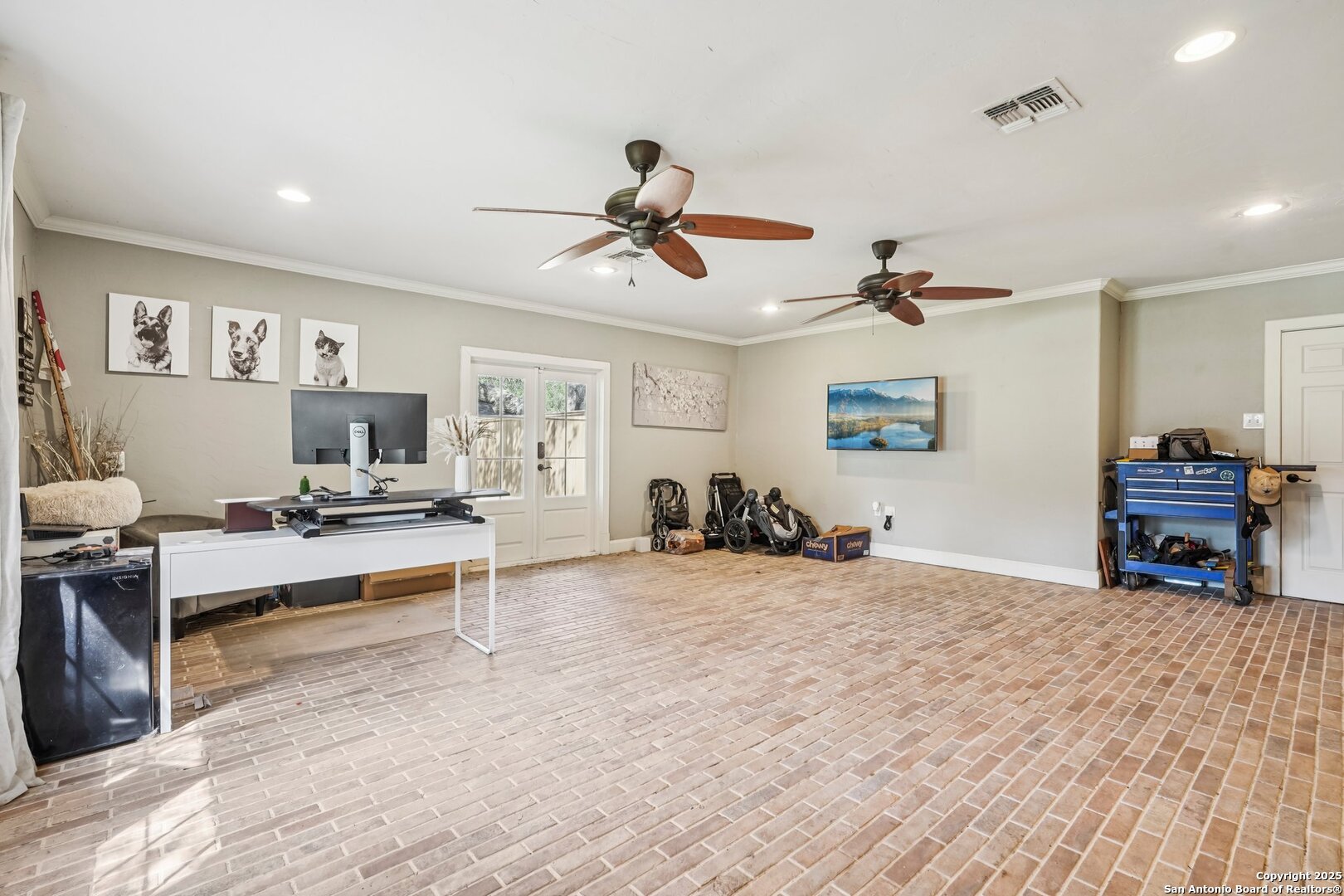340 Sollock Drive Devine, TX 78016 - Photo 43 of 77