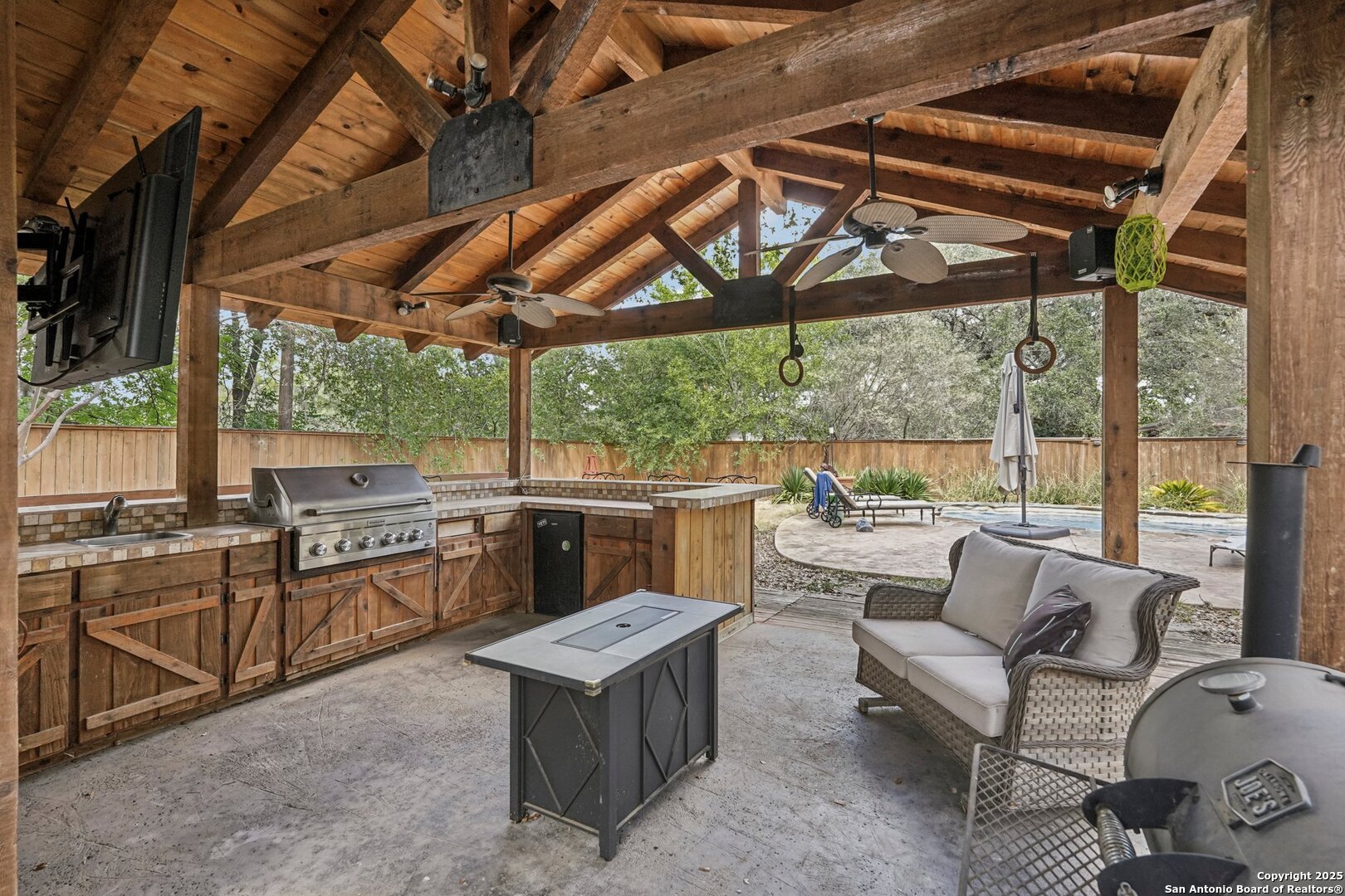 340 Sollock Drive Devine, TX 78016 - Photo 48 of 77