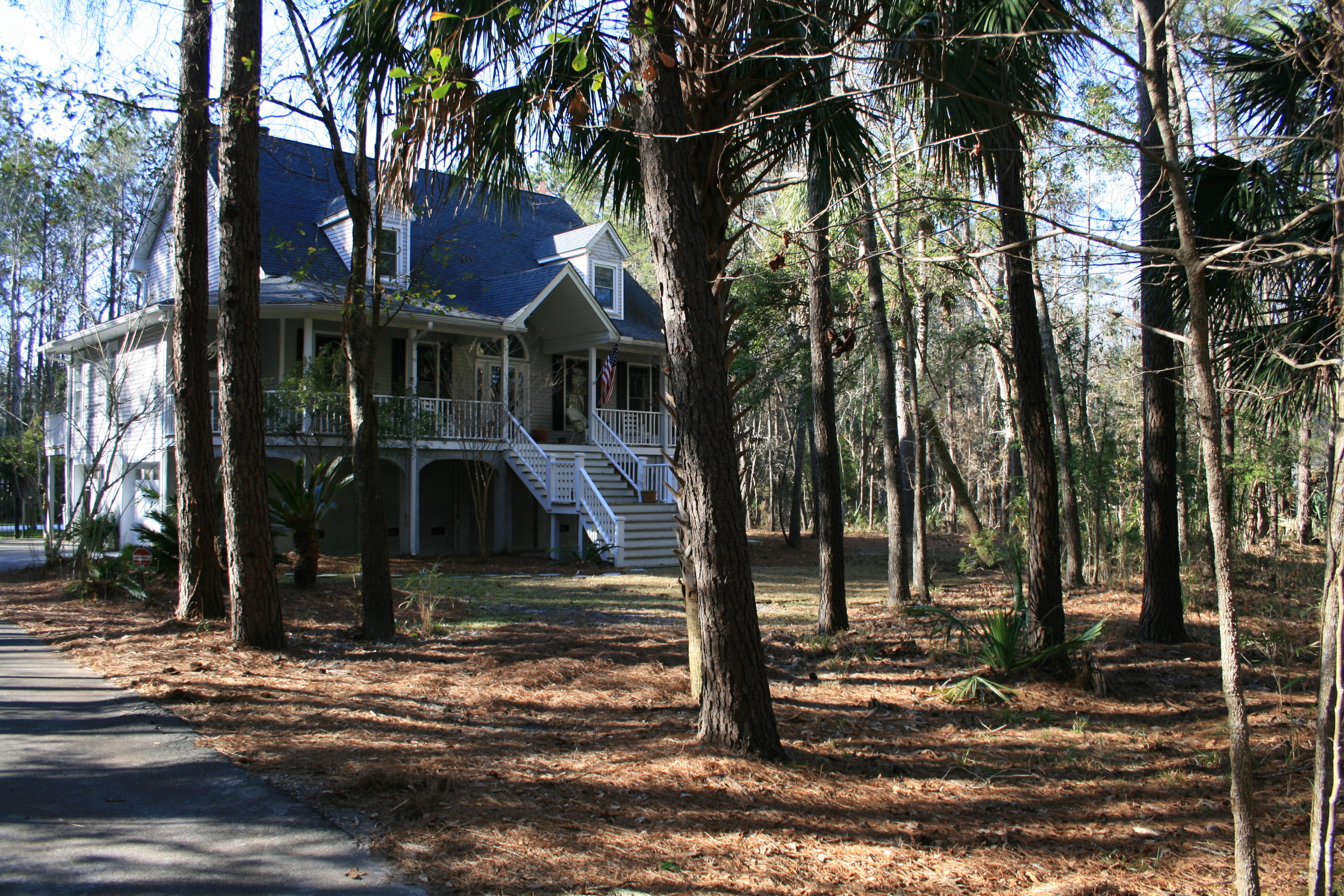 527 Commonwealth Road Mount Pleasant, SC 29466 - Photo 6 of 58 IMG_1090