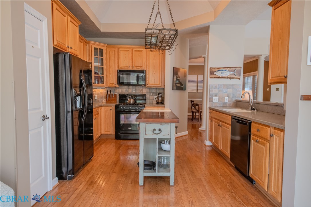 271 Chesapeake Watch Road, Unit 1B Deltaville, VA 23043 - Photo 27 of 49