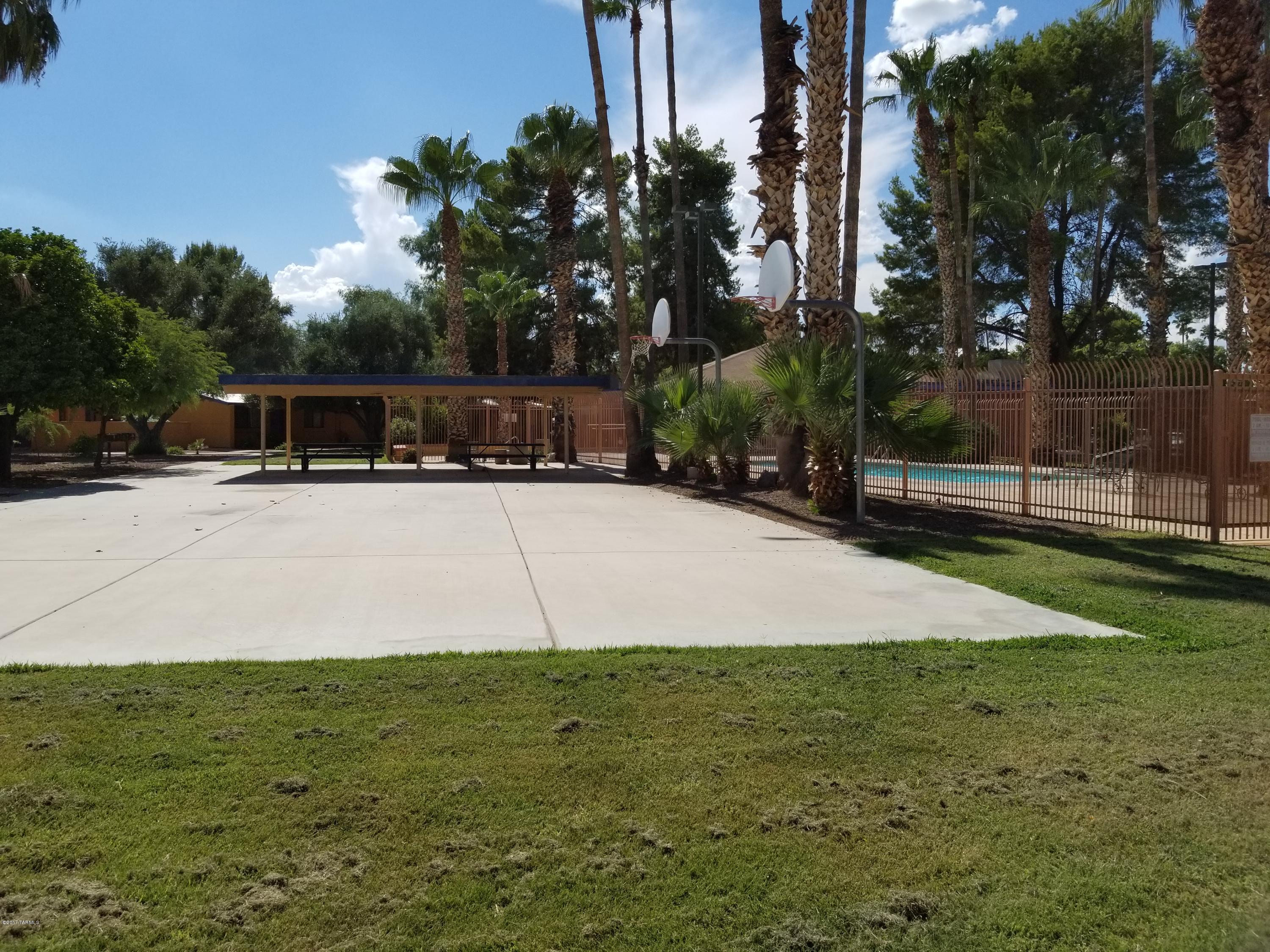 350 North Silverbell Road, Unit 147 Tucson, AZ 85745 - Photo 16 of 16