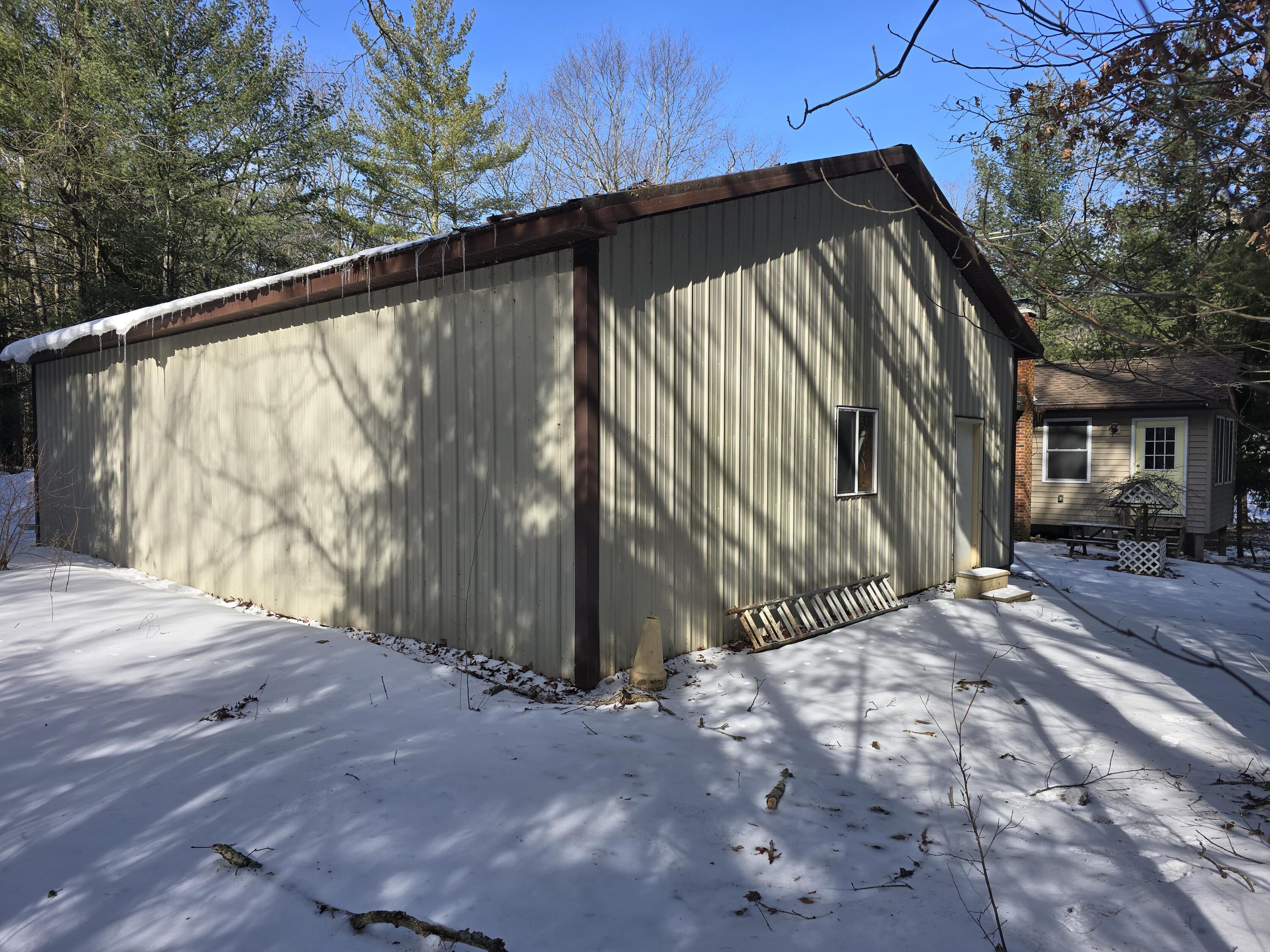 5604 North Mac Road Irons, MI 49644 - Photo 16 of 61 20250307_102205