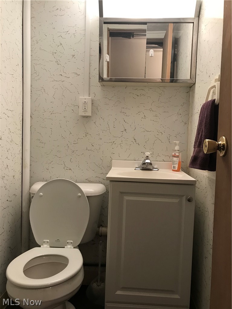 1386 East Miner Road Cleveland, OH 44124 - Photo 12 of 19 Gallery Image 12