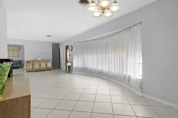 $750,000 | 2129 Northeast 60th Street, Fort Lauderdale, FL 33308