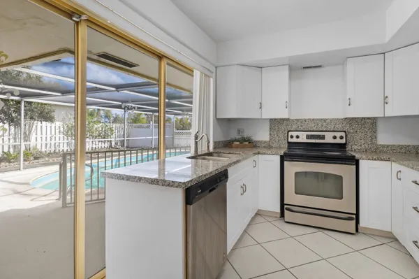 $750,000 | 2129 Northeast 60th Street, Fort Lauderdale, FL 33308