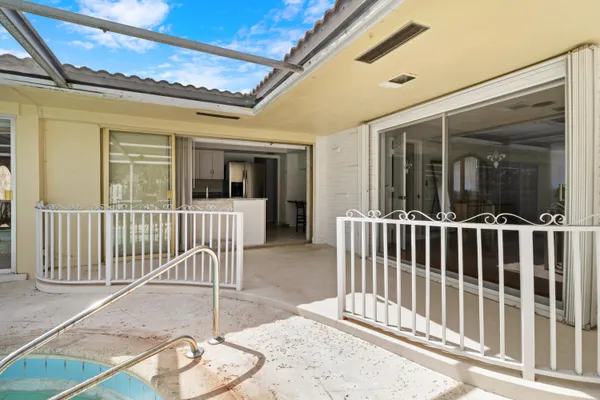 $750,000 | 2129 Northeast 60th Street, Fort Lauderdale, FL 33308